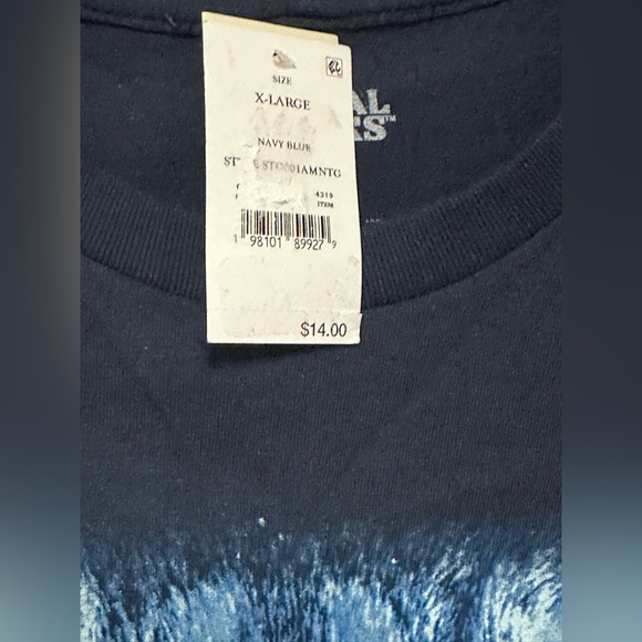 Happy Howlidays Wolves Santa Hat Short Sleeve Navy Blue T Shirt Tee Size XL - Picture 7 of 7